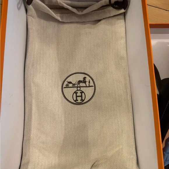 Men's Black and Brown Sneakers - Picture 5 of 6